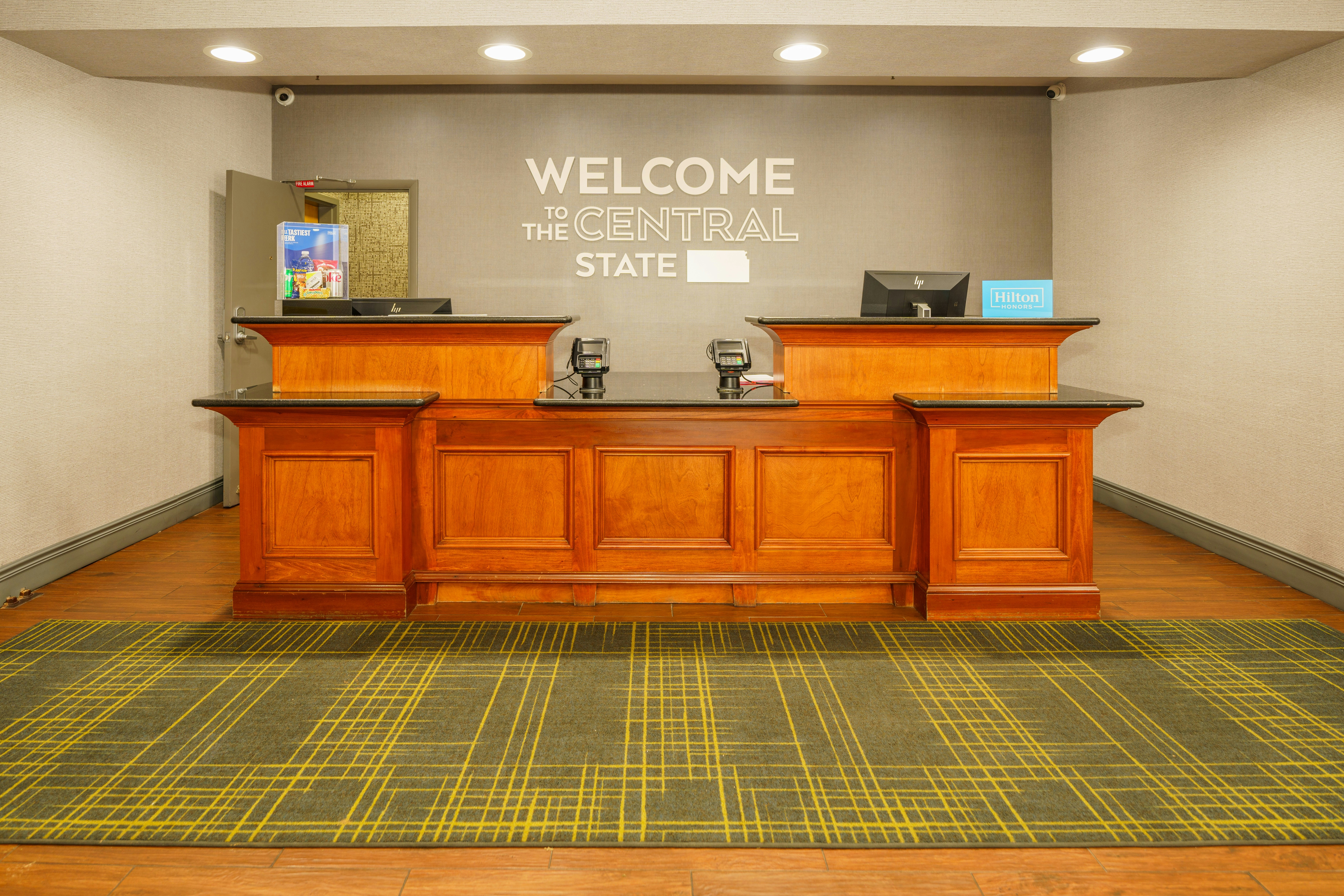 Hampton Inn Hutchinson 2/40