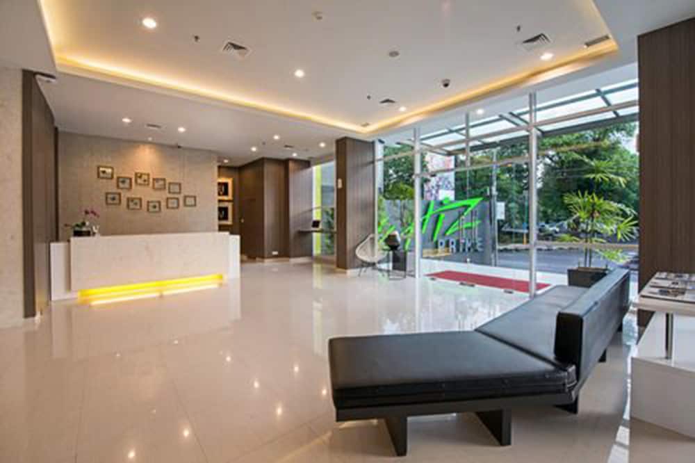 Whiz Prime Hotel Hasanuddin Makassar 11/36
