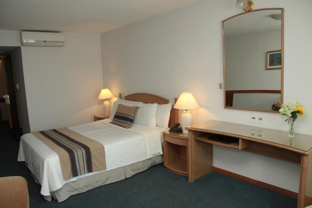 Crystal Palace Hotel 14/49