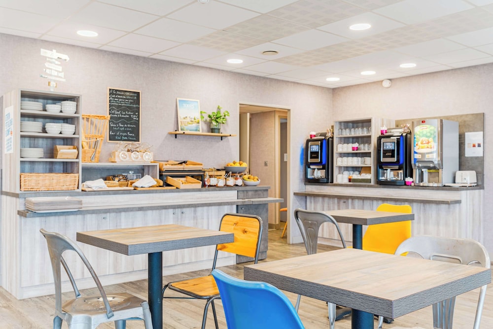 Kyriad Direct Tours Sud Chambray Les Tours 40/58