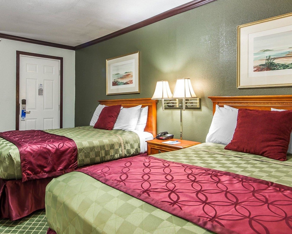 Sycamore Inn Chico University Area 33/50