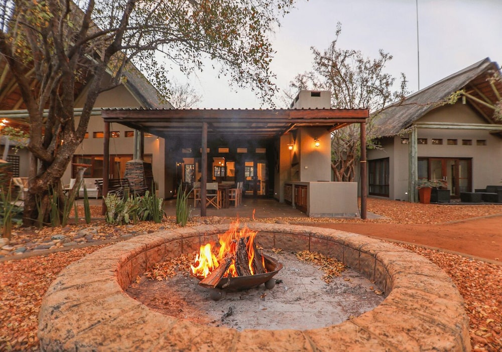 Ekhaya Bush Villa 6/50