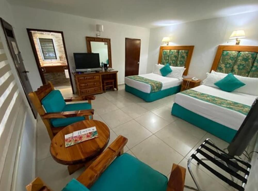 Hotel Quinta las Flores 36/71