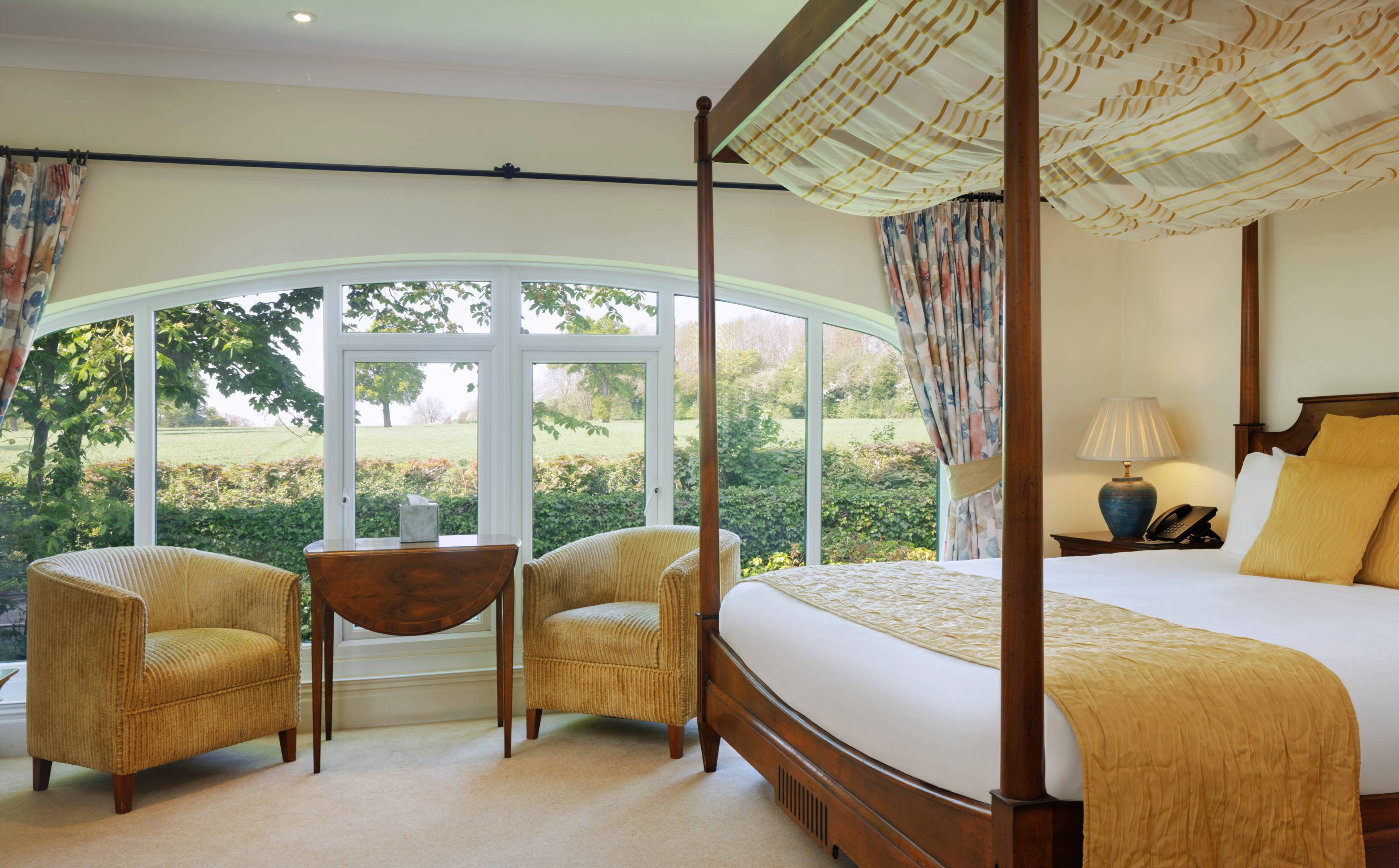 NAILCOTE HALL HOTEL AND GOLF CLUB 29/80