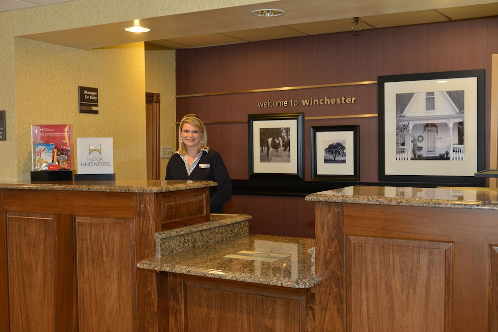 Hampton Inn Winchester 7/40