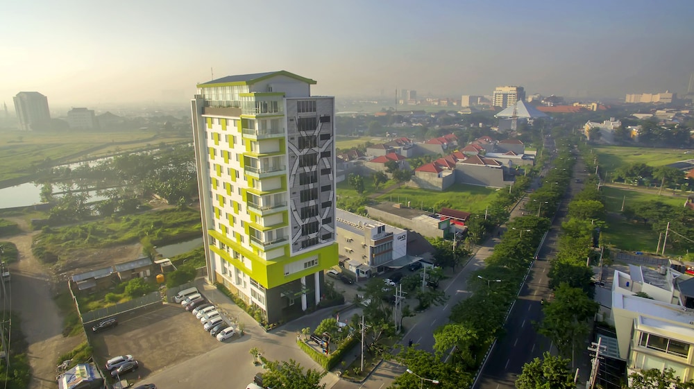 Hotel Dafam Pacific Caesar Surabaya 2/44