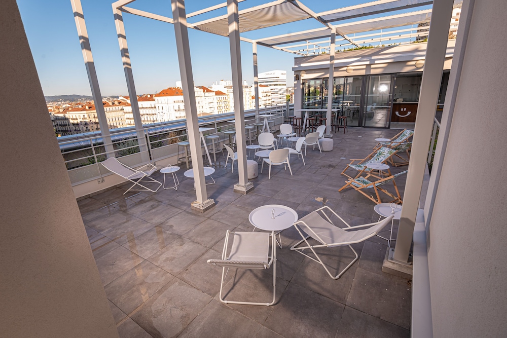 Apparthotel Privilodges Toulon Centre Gare 24/47