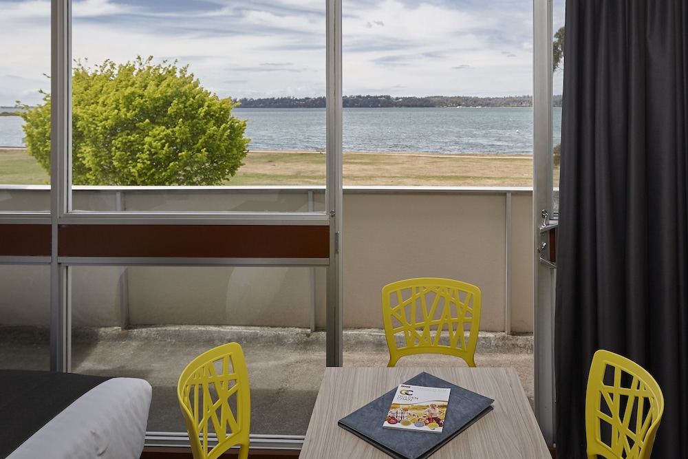 Bayside Inn 30/41