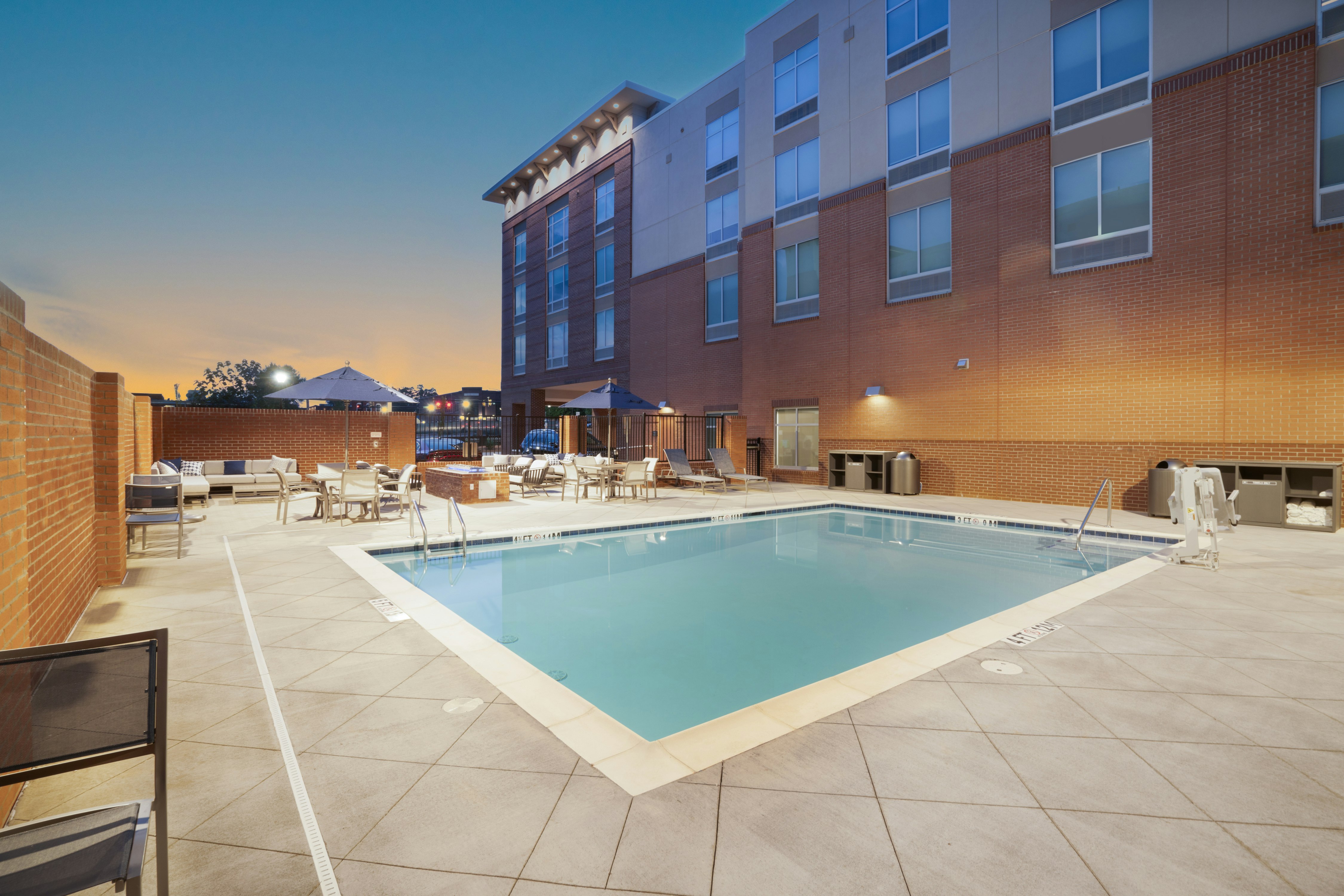 Hampton Inn Greer Greenville, SC 29/31