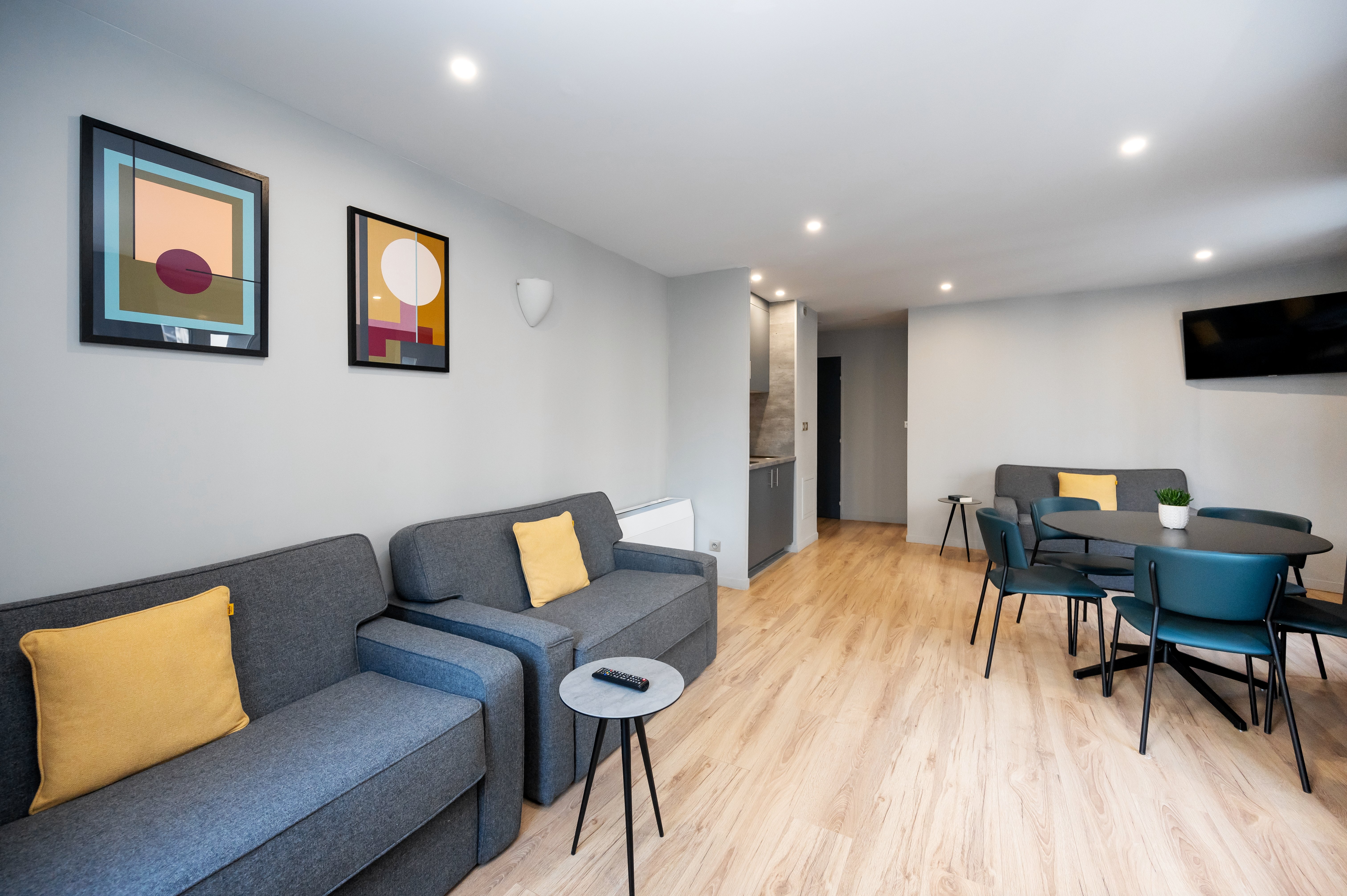 Staycity Aparthotels Gare De L Est 28/46
