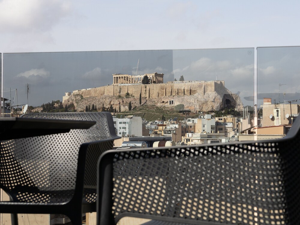 LUX&EASY Acropolis Suites 46/50