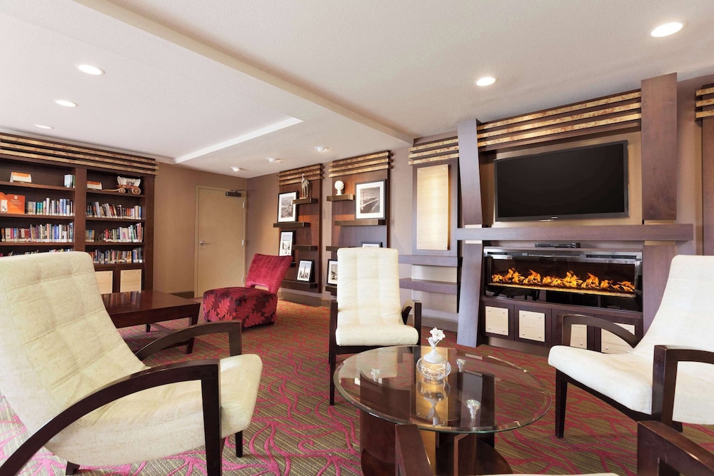 Country Inn & Suites By Radisson, San Carlos, CA 30/40