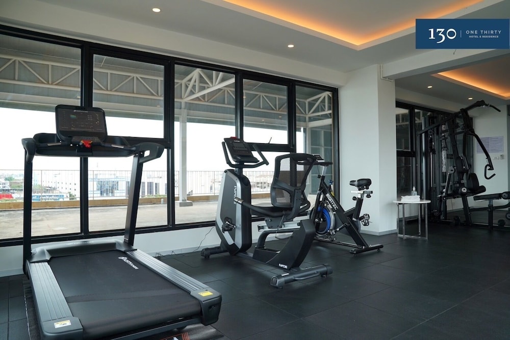130 Hotel & Residence Bangkok 50/83