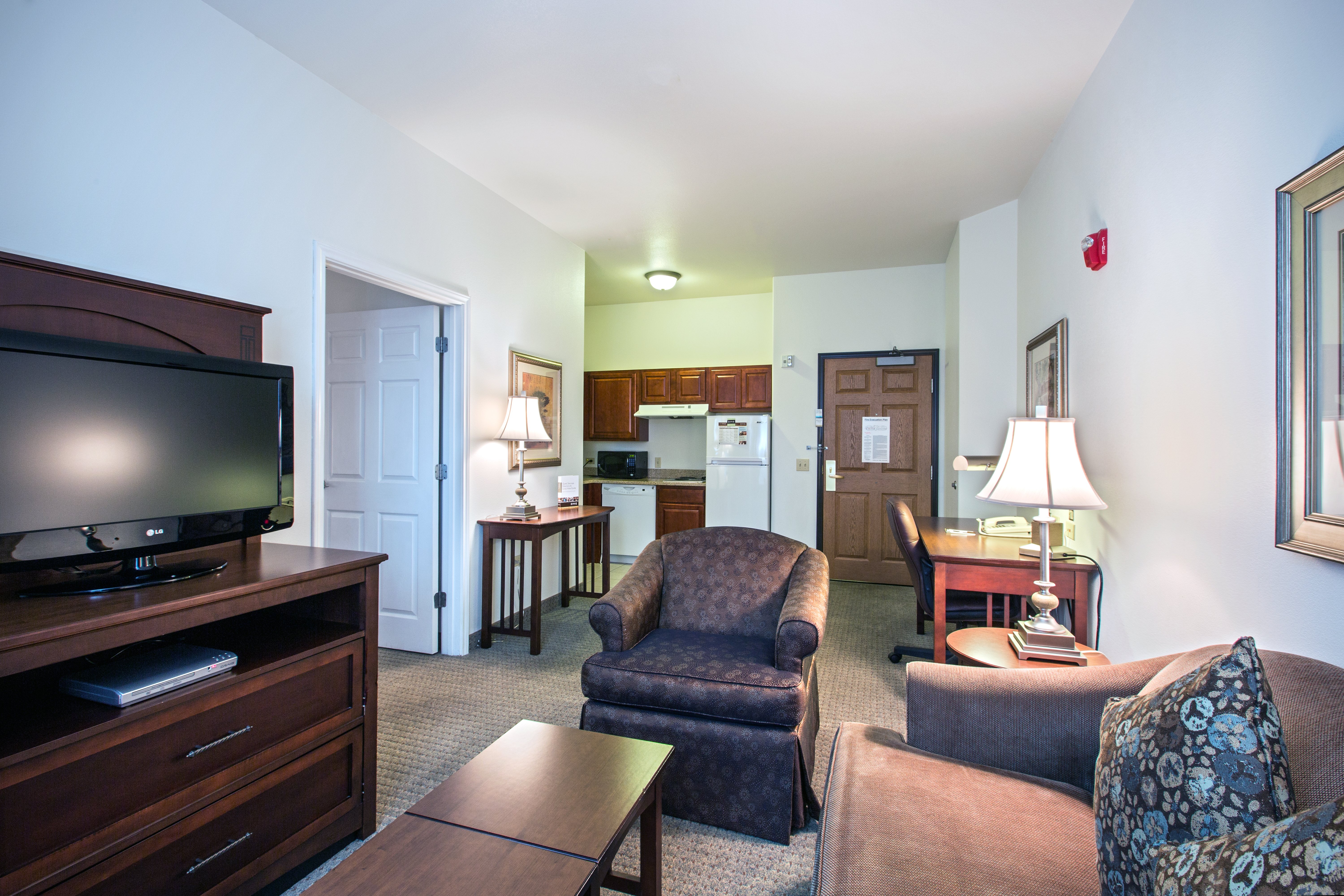 STAYBRIDGE SUITES ROCKFORD 44/73