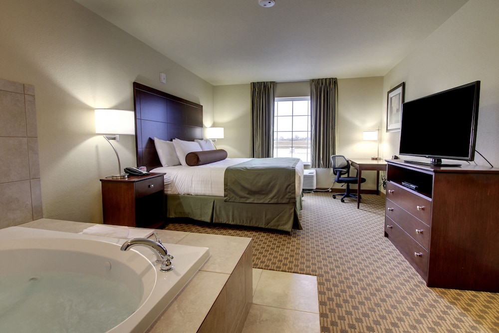Cobblestone Inn & Suites - Ambridge 19/49