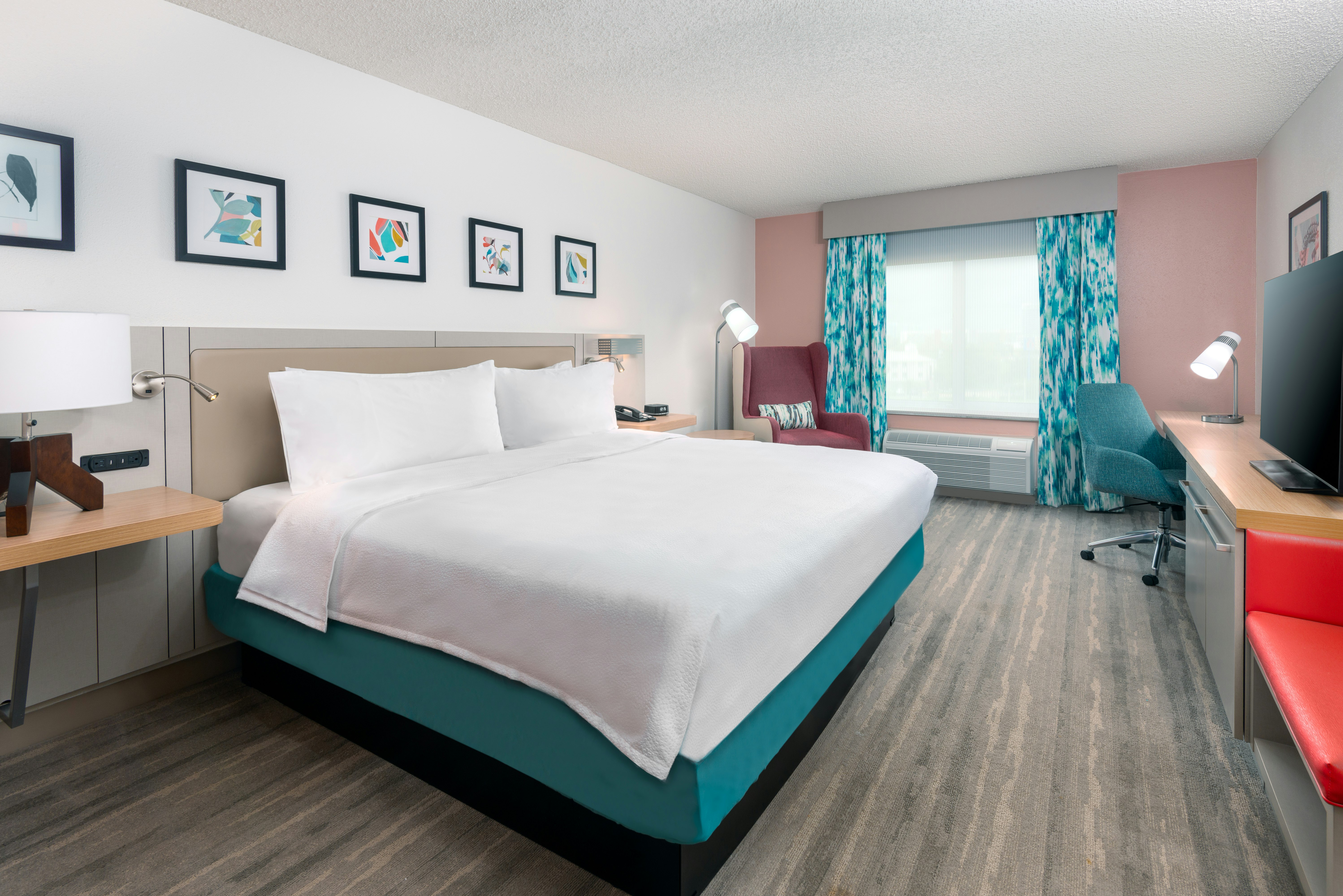 ROOM, KING BED