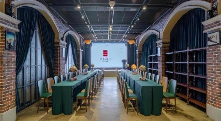Echarm Hotel (Hefei Changjiang West Road West Qilitang subway station store) 50/53