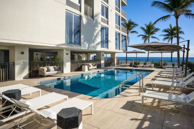 Hillsboro Beach Resort 43/49