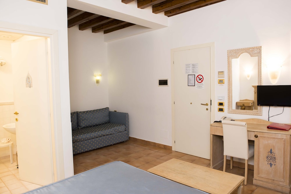 Antica Casa Coppo 42/54