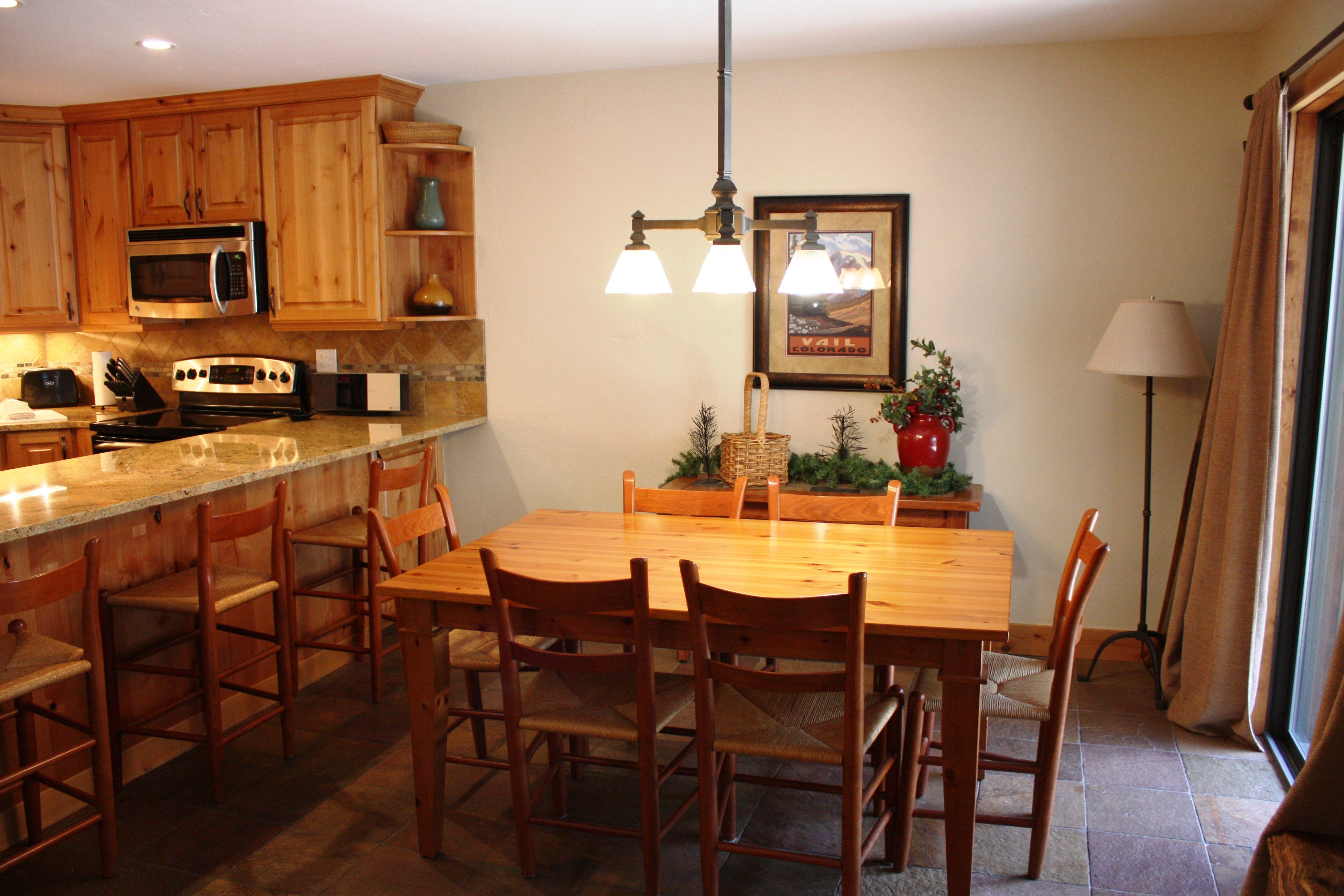 Vail Racquet Club Townehomes And Condominiums 24/38