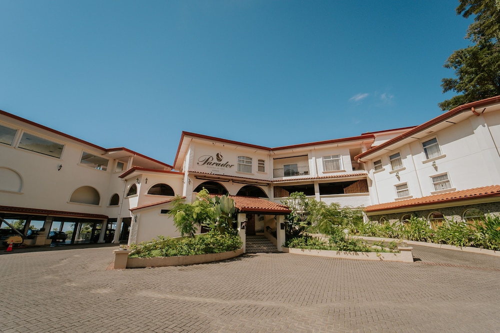 Parador Nature Resort and Spa 5/50