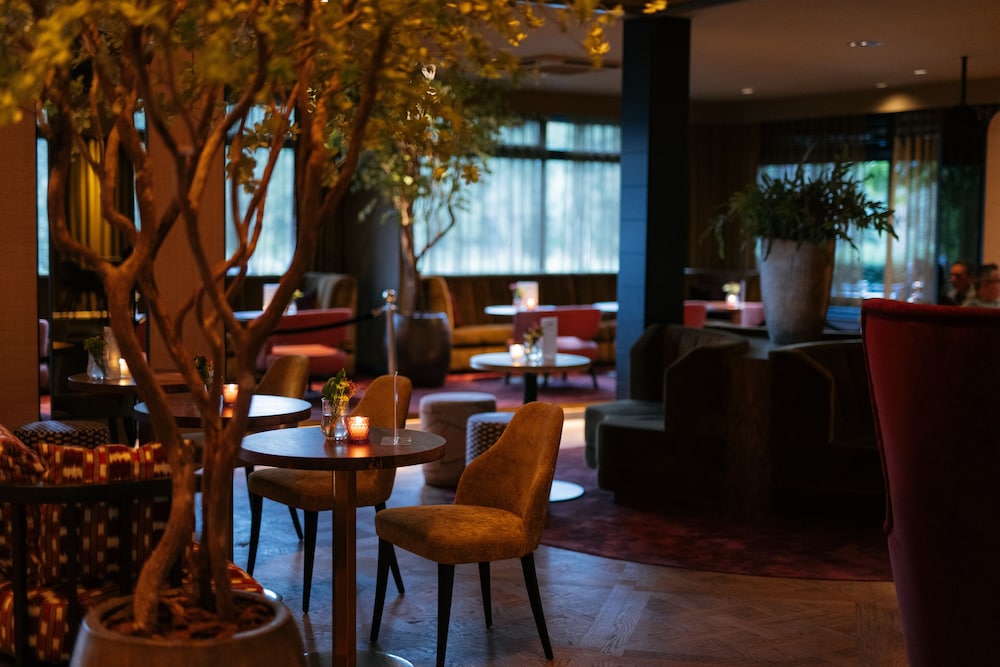 Van der Valk Hotel Apeldoorn De Cantharel 36/48
