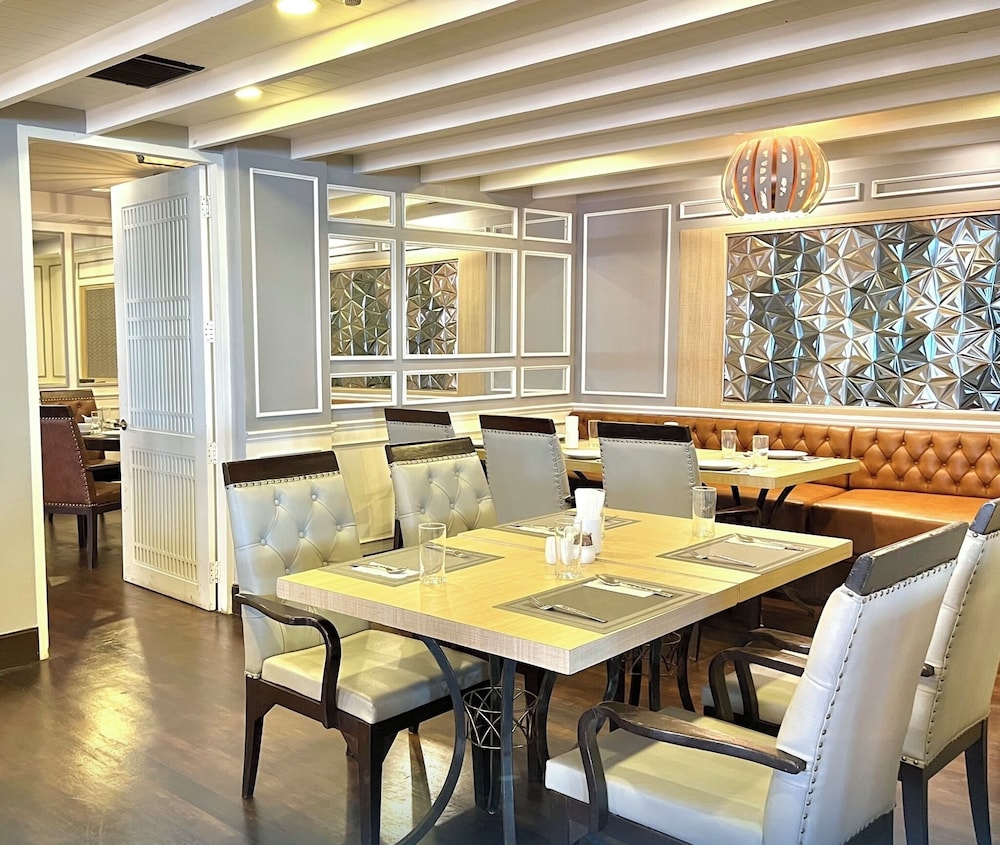 Garden Cliff Resort and Spa 154/172