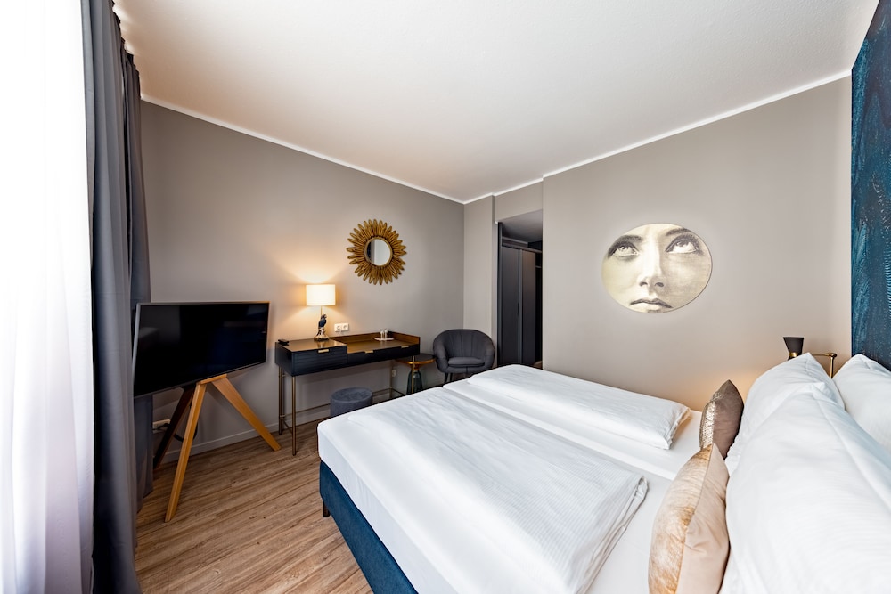Superior, Double Bed, Aspire Elements Reutlingen, Trademark Collection by Wyndham 8/10