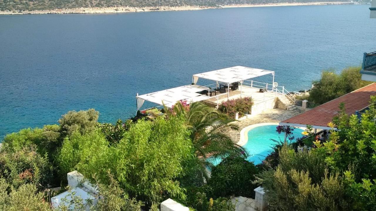 Korsan Ada Hotel 50/58