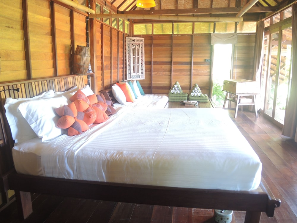 Serendipity Beach Resort Koh Lipe 7/49