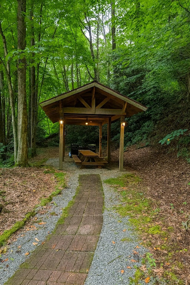 Smoketree Lodge, a VRI resort 66/70