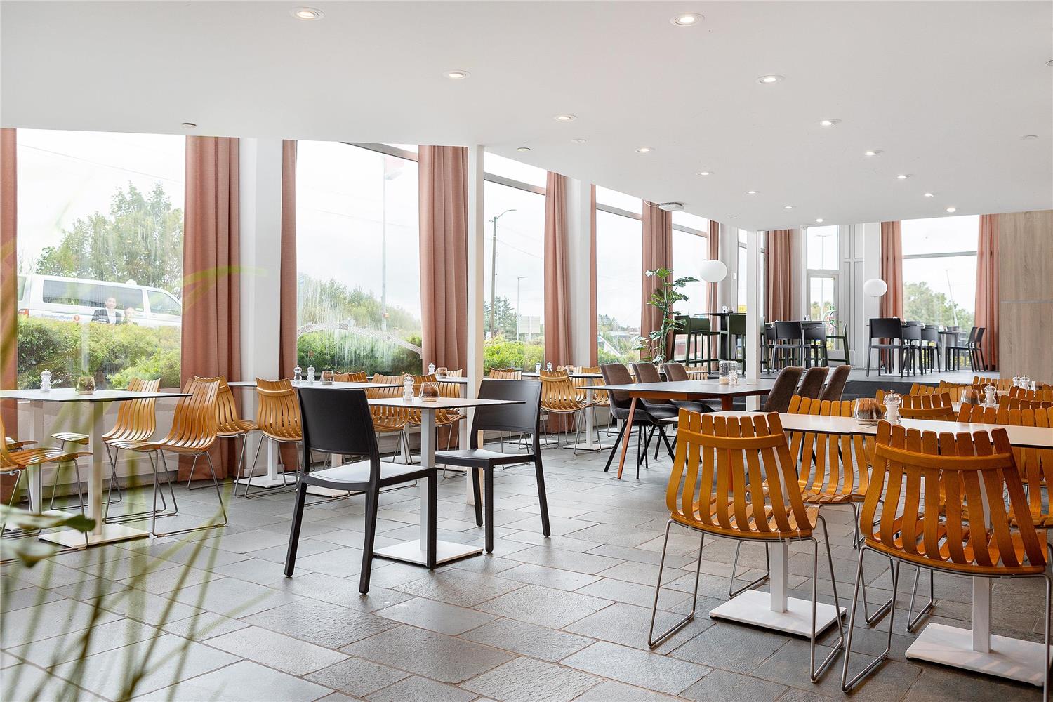 Aiden By Best Western Haugesund Airport 34/39