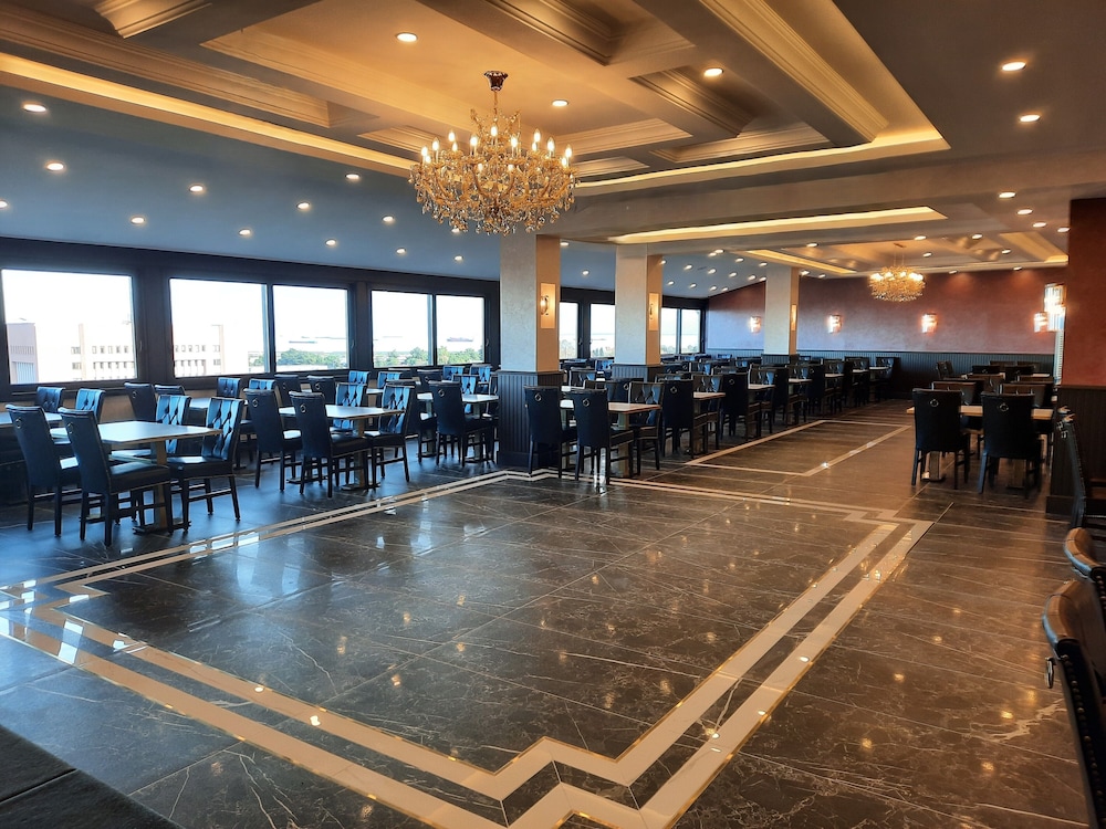 Amisos Hotel 41/70