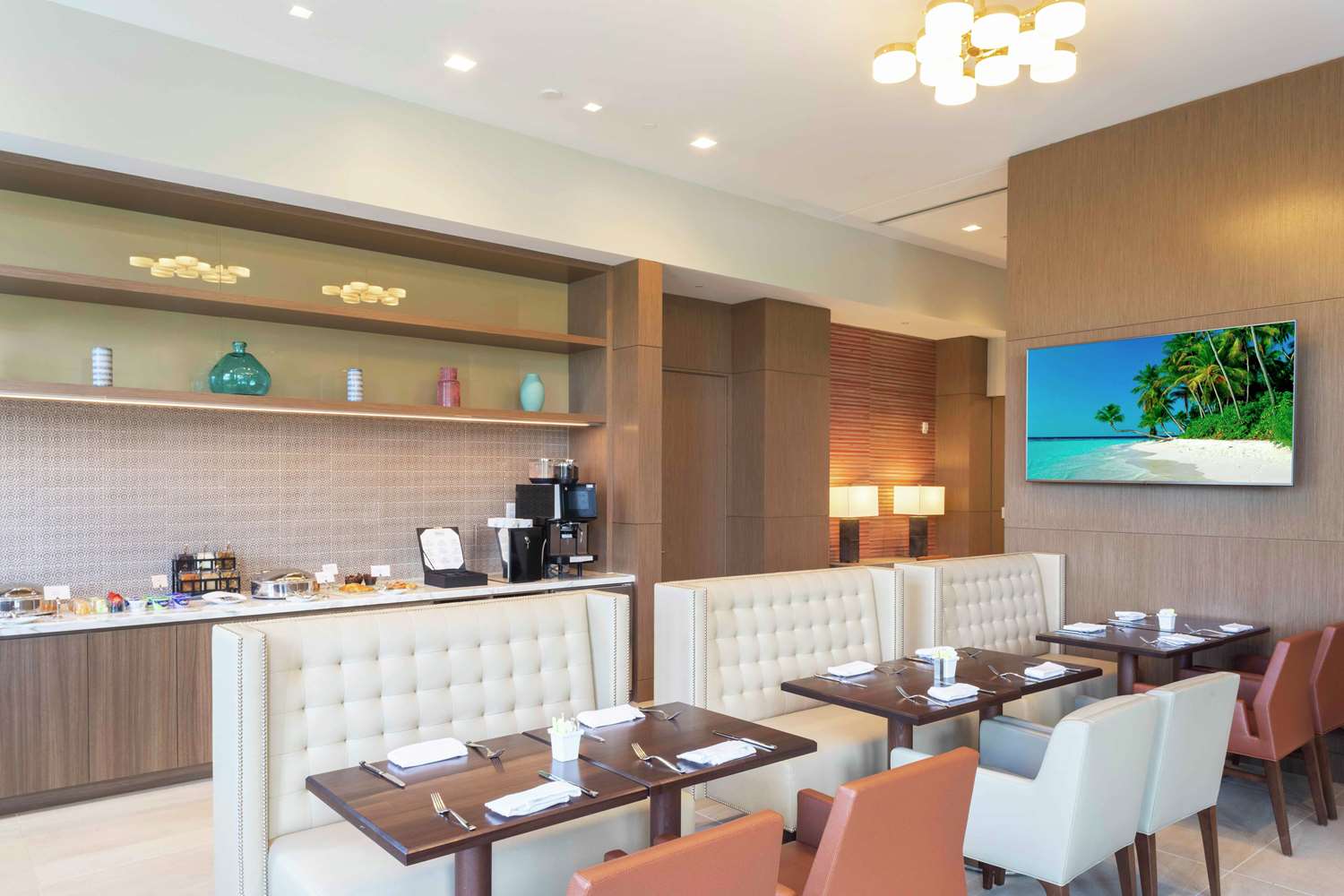 Hilton Miami Dadeland 53/65