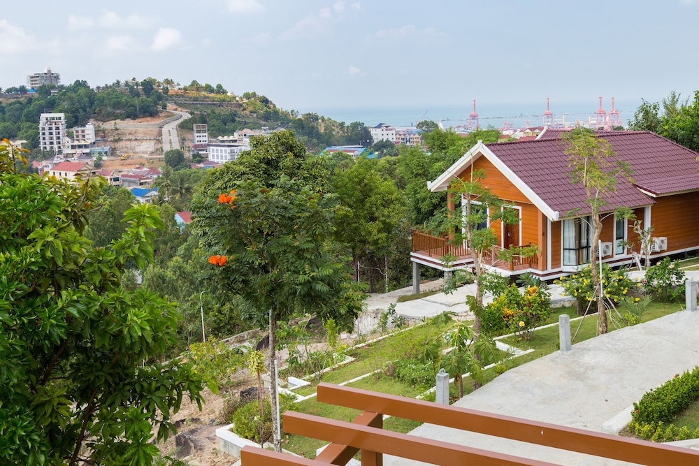 360 Resort Sihanoukville 3/69
