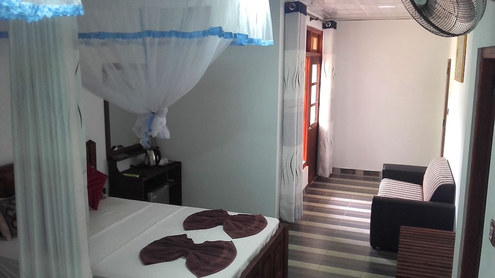 Paraiso Guest House 8/47
