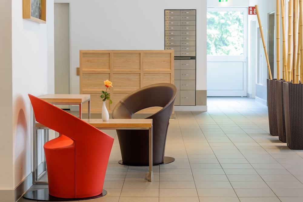 B&B HOTEL Bochum Hbf-Sud 53/56