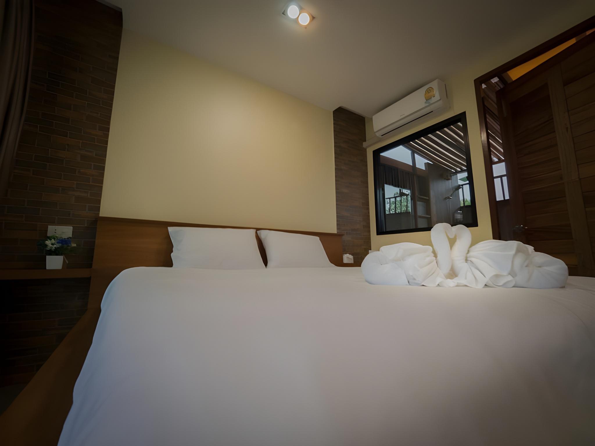 Superior, King Bed, Riverside