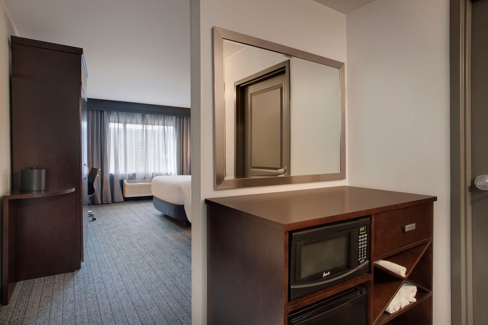 Courtyard by Marriott Worcester 35/45