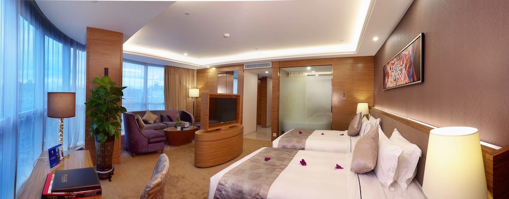 Gems Cube International Hotel Shenzhen 12/31