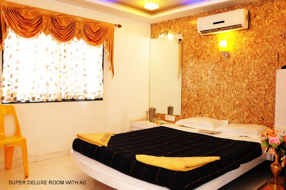 Hotel Vyankatesh 18/35