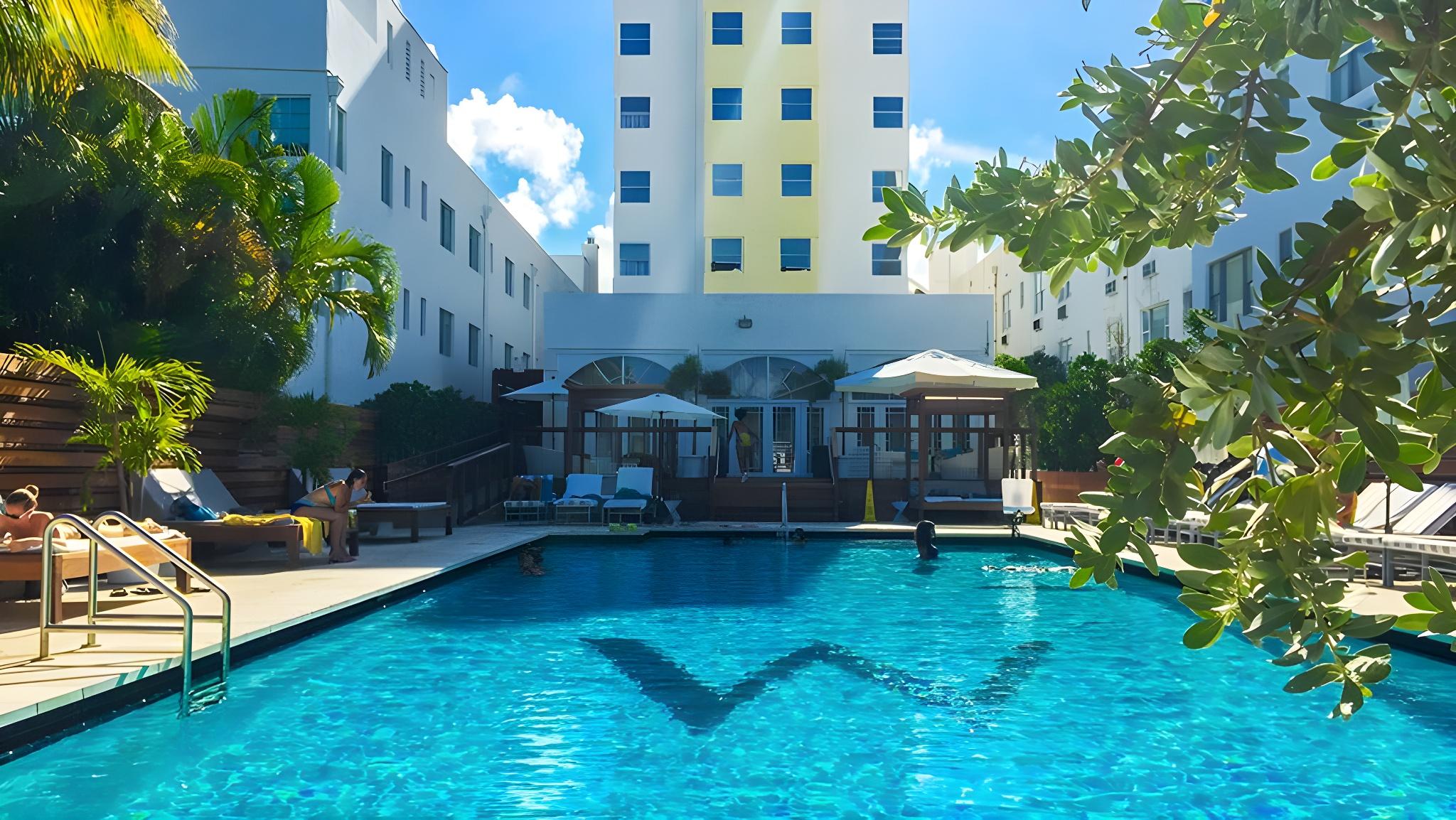 Marseilles Hotel in MIAMI BEACH - FL