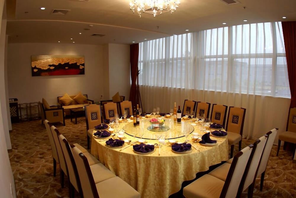 Ramada Plaza by Wyndham Riverside Hangzhou 20/28