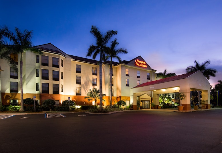 Hampton Inn & Suites Fort Myers Beach/Sanibel Gateway 1/13
