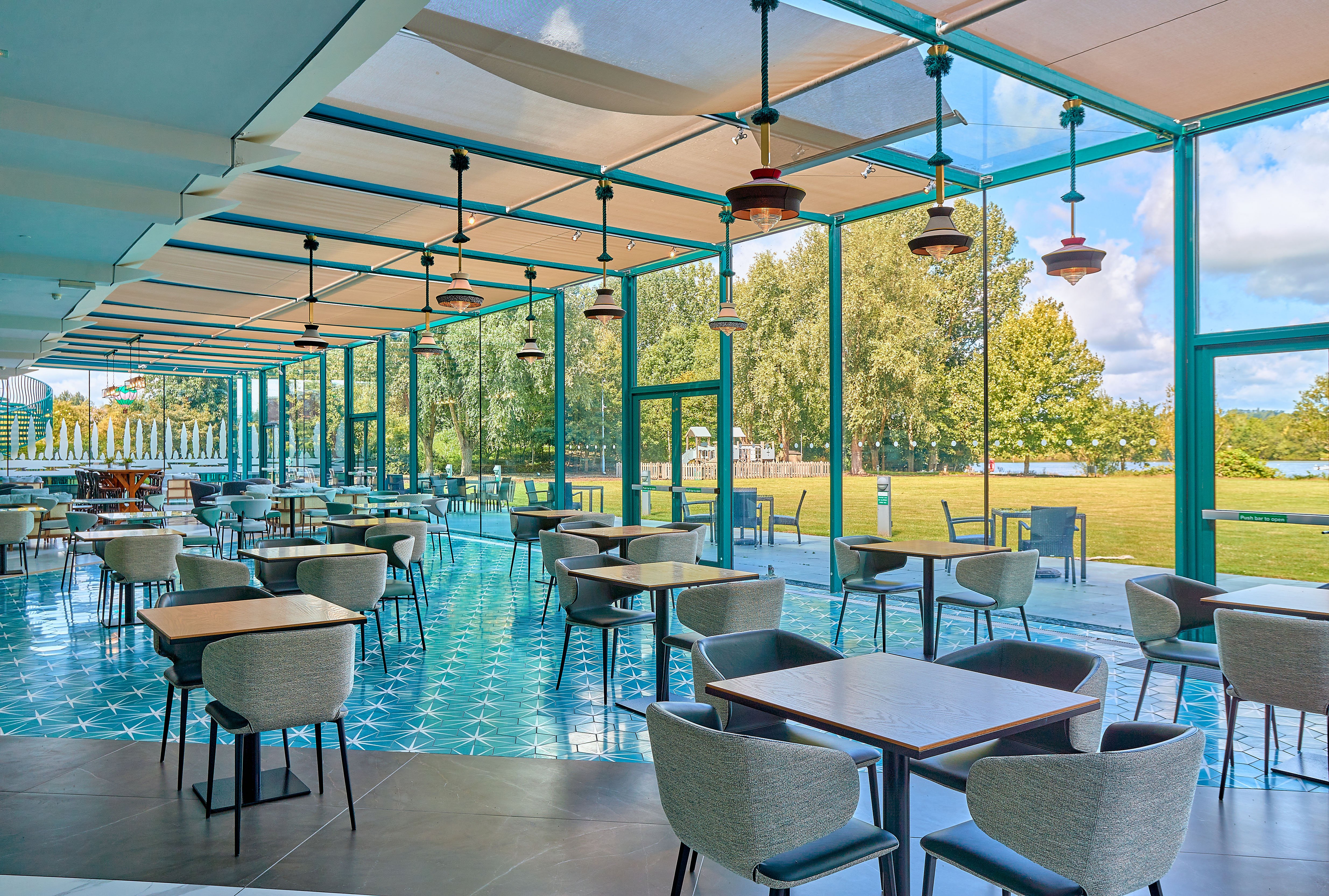 Crowne Plaza Marlow 50/74