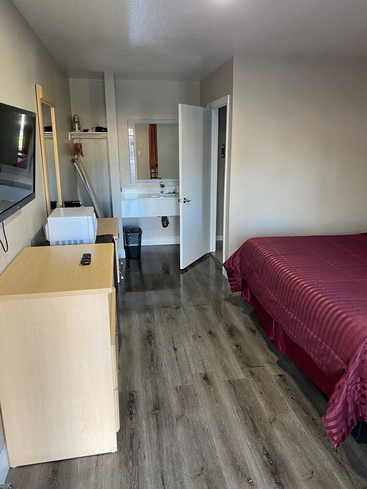 North Bay Inn Santa Rosa 14/35