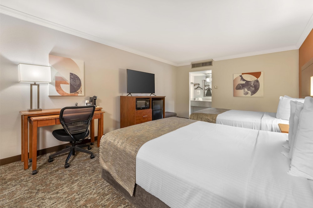 غرفة قياسية بسريرين كوين لذوي الإعاقة، Best Western Angus Inn 3/4