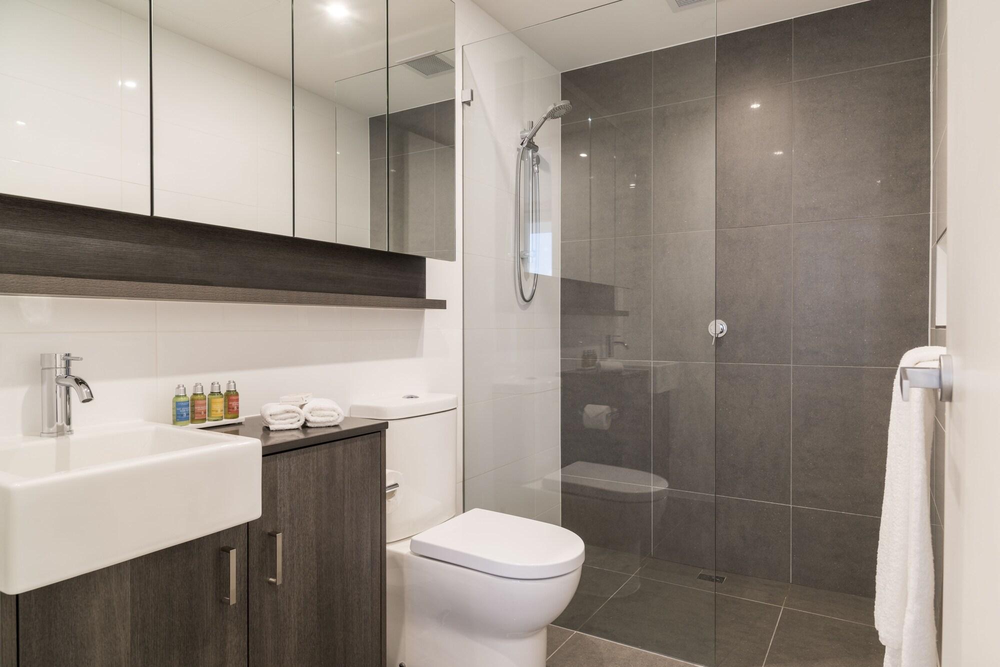 Sandy Hill Apartments 42/50