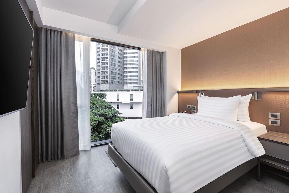 Gardina Asoke Hotel & Residence 17/49