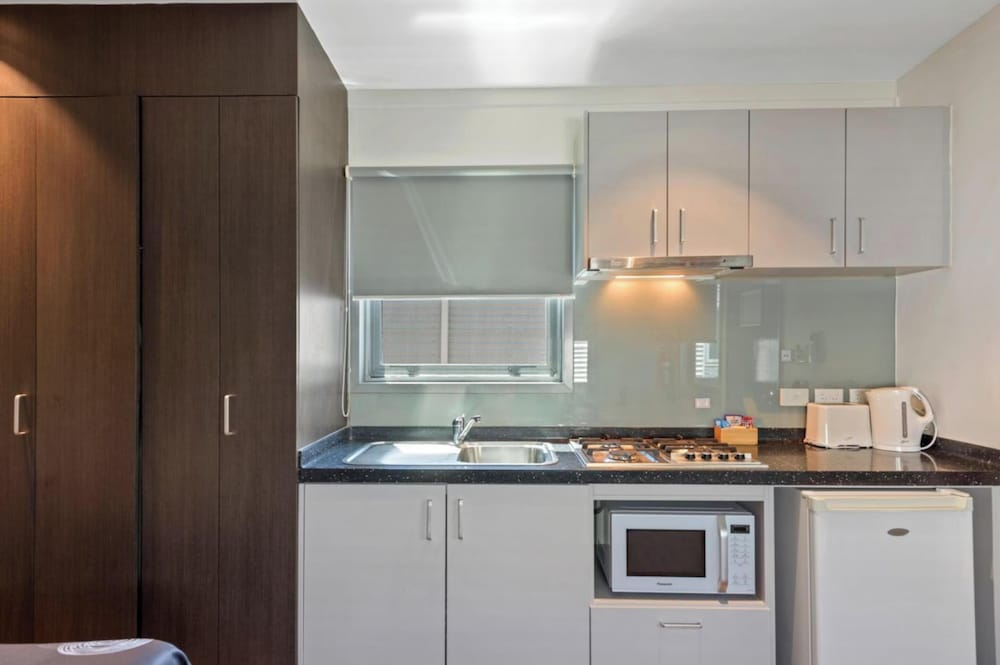 Superior, Studio, Cabin, Queen Bed، DISCOVERY PARKS – WHYALLA FORESHORE 2/2